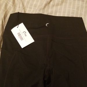 20 inch high rise capri